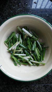 自己做的韭菜面片做法图解4)