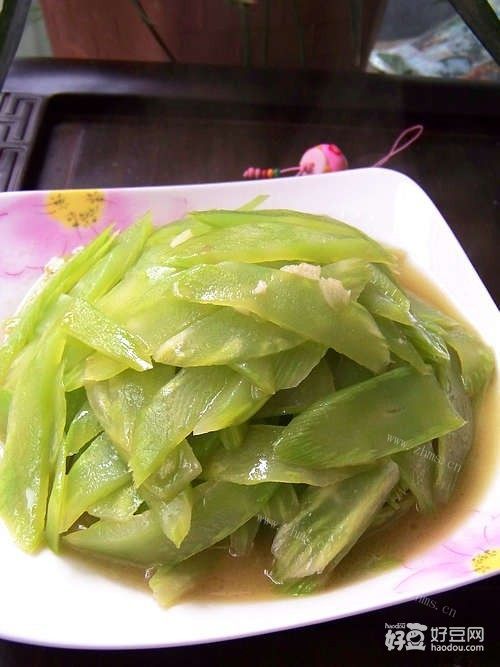 原创首发：清炒莴苣