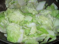 家常菜白菜炒豆干做法图解4)
