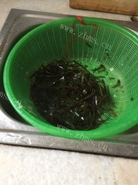 凉拌海带丝做法图解3)