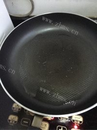 香气浓郁的牛排做法图解5)