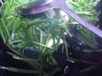 家常菜韭菜炒鸡蛋做法图解4)