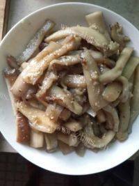 适量鱼香茄子做法图解8)