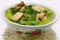 家常小白菜粉条排骨汤做法图解10)