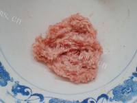 人间美味般的韭菜猪肉蒸饺做法图解1)