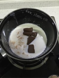 自制巧克力慕斯做法图解5)