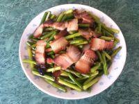 美美厨房之蒜薹炒腊肉