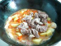 家常菜红酒烩牛肉做法图解12)