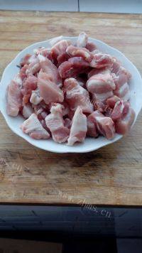 家常菜红烧肉炖干豆角做法图解2)