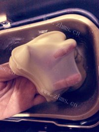 自制牛奶小餐包做法图解7)