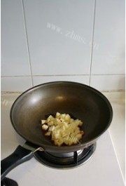 美味的香脆麻婆豆腐做法图解3)