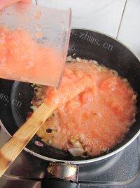 自己做的蘑菇鸡肉意面做法图解9)