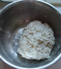 美味的白菜猪肉馅饼做法图解3)