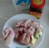 美味的腐乳猪蹄做法图解1)
