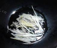 诱人的清炒花蛤做法图解4)