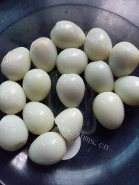 美味的茄汁虎皮鹌鹑蛋做法图解1)
