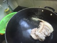 家常菜白切肉做法图解4)