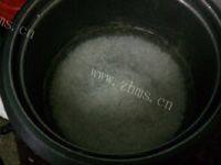 常吃不腻的皮蛋瘦肉粥做法图解4)