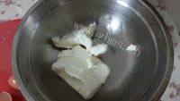自制轻乳酪蛋糕做法图解2)