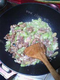 家常菜丝瓜炒肉片