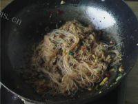 「DIY美食」肉末粉丝做法图解6)