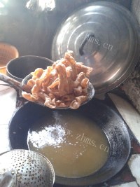 美味炸翻饺做法图解4)