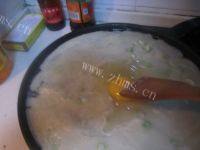 自制煎饼果子做法图解4)