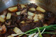 自己做的土豆烧牛肉做法图解7)