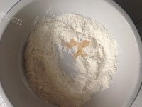 简单的面团做法图解3)