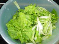 味道不错的青菜豆腐汤做法图解4)