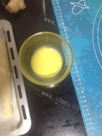 口感不错的牛奶排包做法图解10)