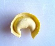 自己做的金元宝饺子做法图解21)