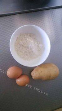 美味的香煎土豆饼做法图解1)