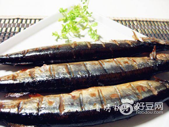 香烤秋刀鱼
