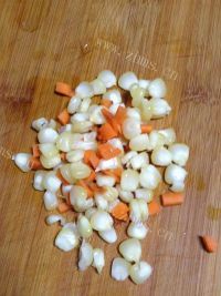 美味的萌蛋金针菇做法图解6)
