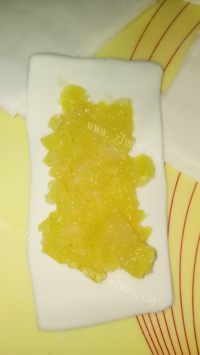 美味的菠萝派做法图解4)