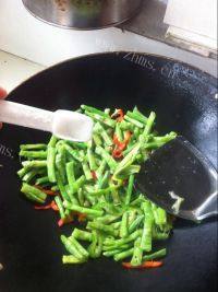 很喜欢的清炒豆角做法图解5)