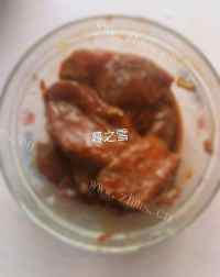 美味的蜜汁烤肉做法图解5)