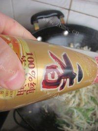 美味的银芽鸡丝做法图解9)