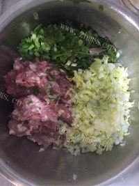 酥皮肉饼做法图解1)