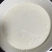自制红豆冰皮月饼做法图解2)