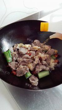 诱人的红烧牛肉做法图解9)