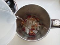 营养山药核桃红枣豆浆做法图解7)
