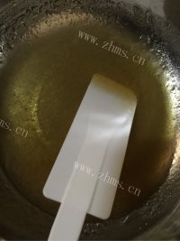 自制广式五仁月饼做法图解2)