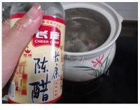 简易的卤猪脚做法图解3)