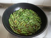 美味的豆角焖面做法图解6)