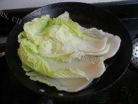 大白菜馄饨砂锅煲的做法图解二