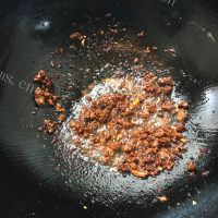 色香味俱全的牛肉味噌拉面做法图解6)