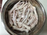 回味无穷的卤鸡爪做法图解1)