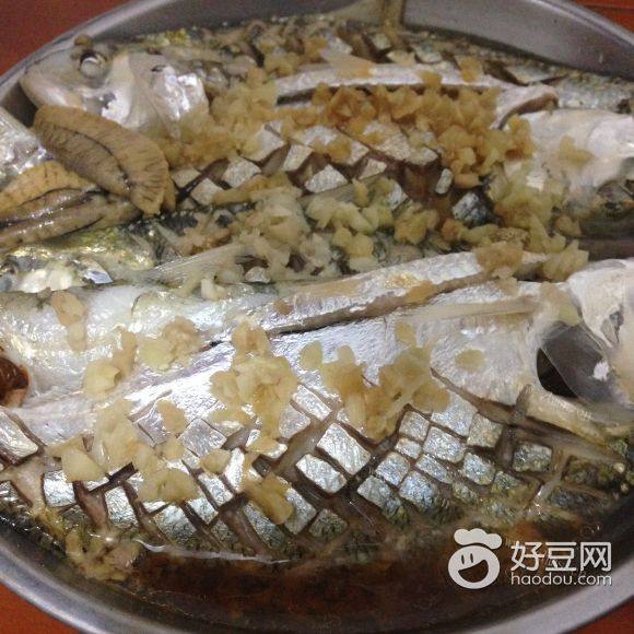蒸黄鱼